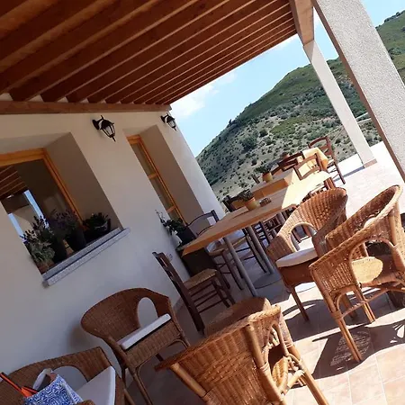 Alloggio per agriturismo Azienda Agrituristica La Janna Di La Faj *
