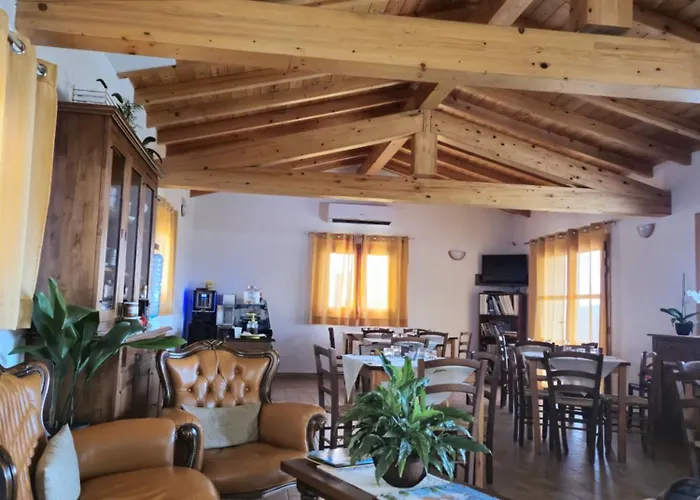 Azienda Agrituristica La Janna Di La Faj Фермерский дом