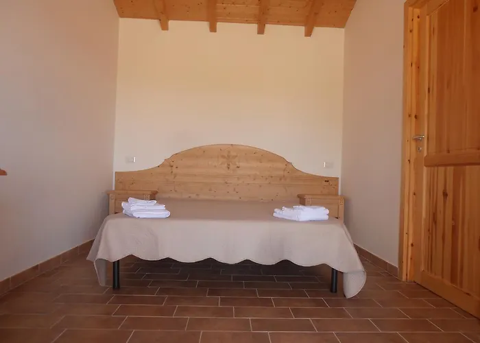Azienda Agrituristica La Janna Di La Faj Будони