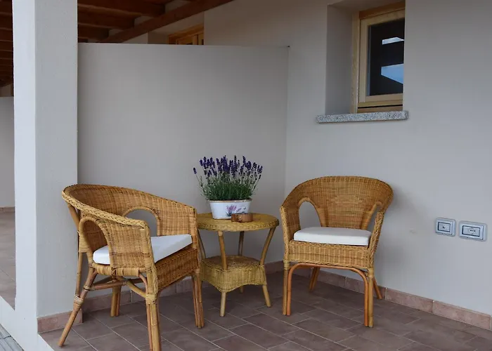 Azienda Agrituristica La Janna Di La Faj Фермерский дом