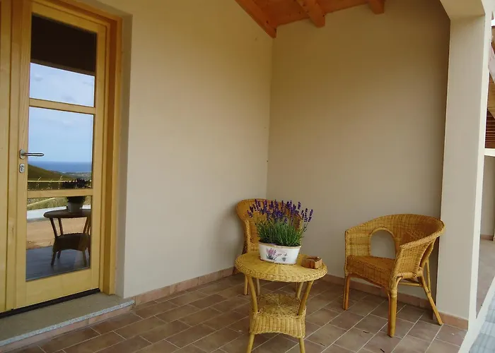 Azienda Agrituristica La Janna Di La Faj Будони