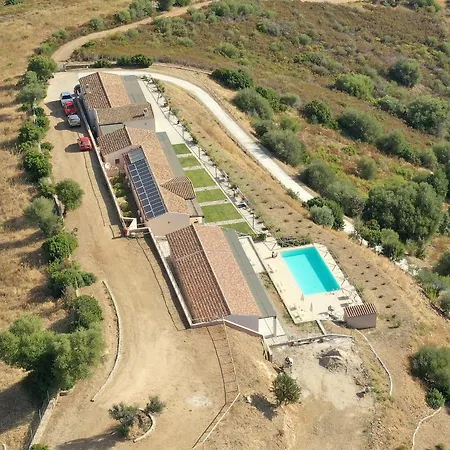 Azienda Agrituristica La Janna Di La Faj * Budoni