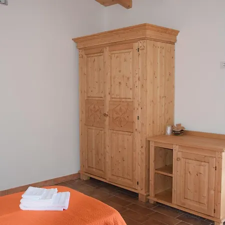 Lantgård Azienda Agrituristica La Janna Di La Faj