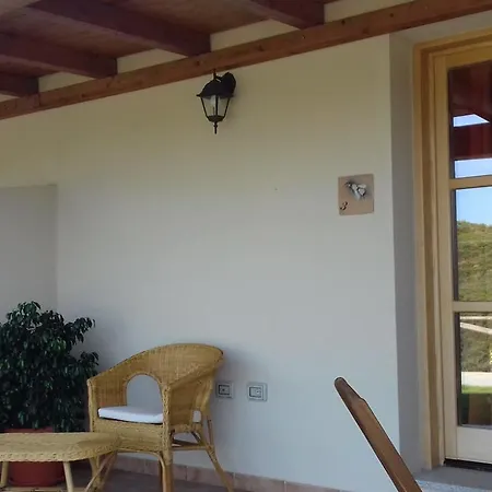 Azienda Agrituristica La Janna Di La Faj Lantgård *