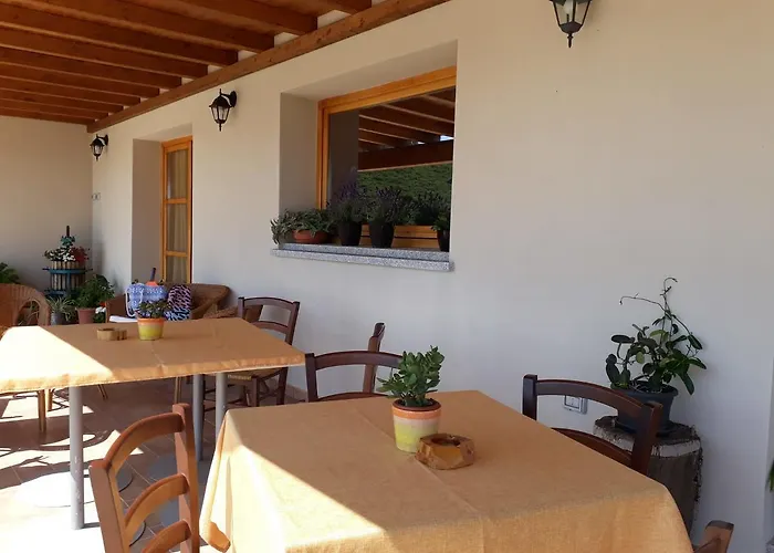 Azienda Agrituristica La Janna Di La Faj Vakantieboerderij *